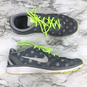 Nike Gray Polka Dot Sneakers Shoes Size 11